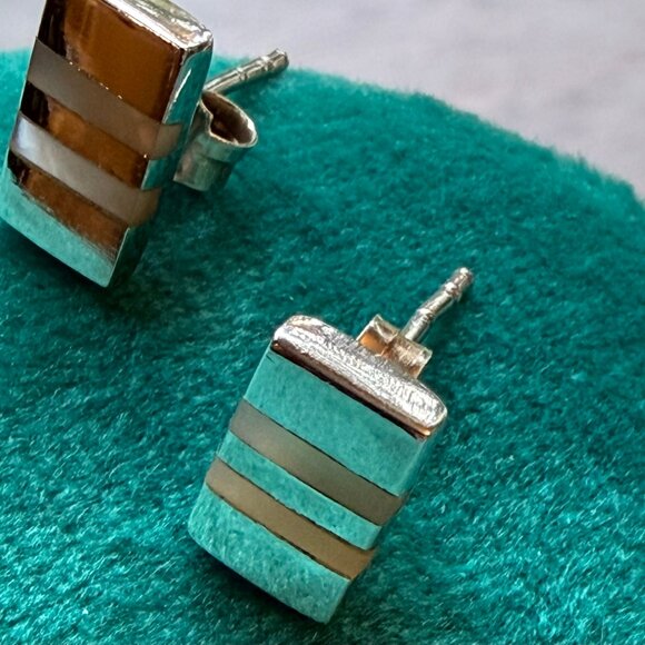 Vintage Late 80s Sterling Silver and Mother of Pearl Modernist Stud Earrings - Picture 2 of 3